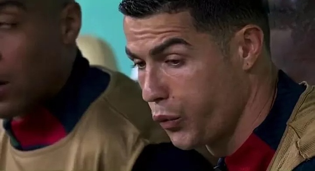 Cầu thủ Maroc sao chép bàn thắng kiểu CR7, Ronaldo phản ứng gây sốt mạng xã hội - Ảnh 2.