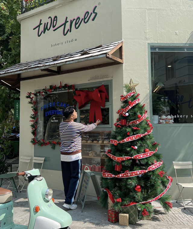  Dành cho hội mê sống ảo: Có 1 loạt quán cà phê trang trí Giáng sinh đẹp lung linh ở Hà Nội này!  - Ảnh 11.