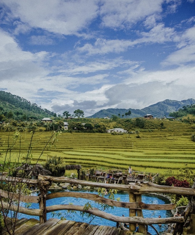 Những suối nước nóng tự nhiên nơi rẻo cao phía Bắc cho người muốn đi du lịch mùa đông - Ảnh 2.