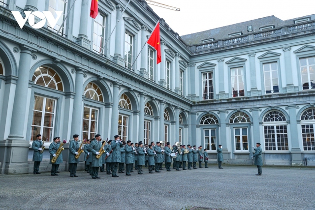 Thủ tướng Vương quốc Bỉ chủ trì lễ đón chính thức Thủ tướng Chính phủ Phạm Minh Chính - Ảnh 4.