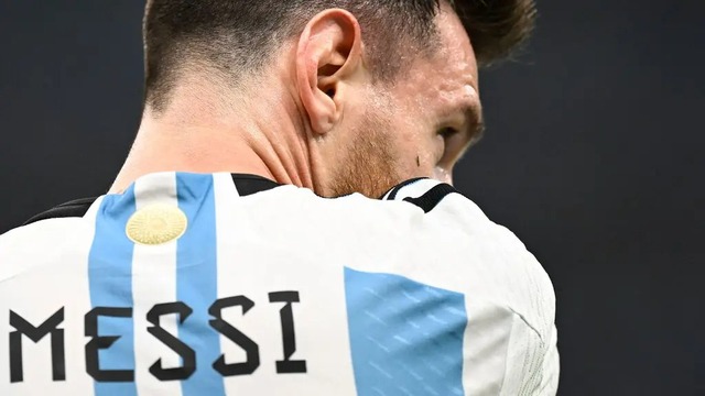 Những chiếc áo Messi với 60.000 mũi khâu và nghệ thuật vừa xem bóng đá vừa kiếm tiền gây ngỡ ngàng cho cả thế giới - Ảnh 5.