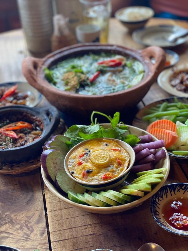 Quán cơm quê ở Phú Quốc được du khách rần rần ghé ăn, có cả những sao Việt đình đám - Ảnh 20.