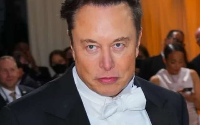 Nóng: Elon Musk đang tìm người mua lại cổ phiếu Twitter bằng đúng mức giá mà ông từng trả