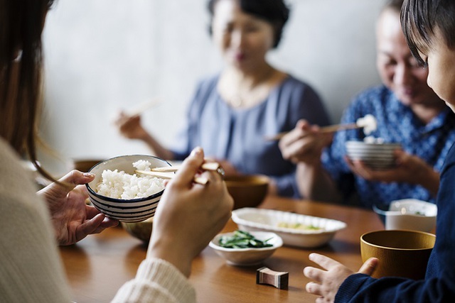 Người Nhật có tỷ lệ mắc ung thư cực thấp nhờ 3 thói quen đơn giản trong ăn uống - Ảnh 2.