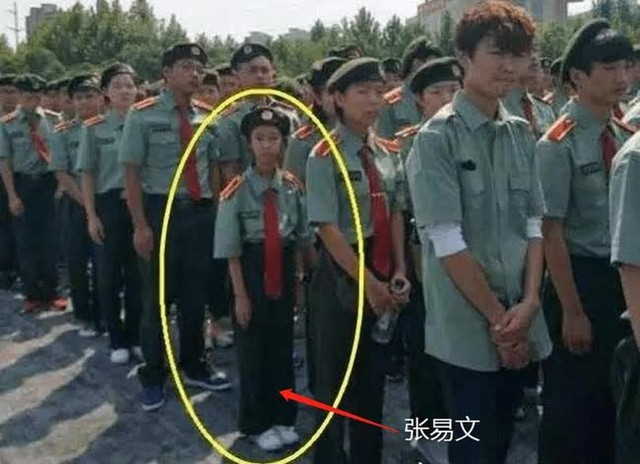  Bi kịch của thần đồng nhỏ tuổi nhất Trung Quốc: 10 tuổi đỗ ĐH nhưng tốt nghiệp không nơi nào nhận, giờ chật vật mưu sinh với mức lương 7 triệu/tháng  - Ảnh 6.