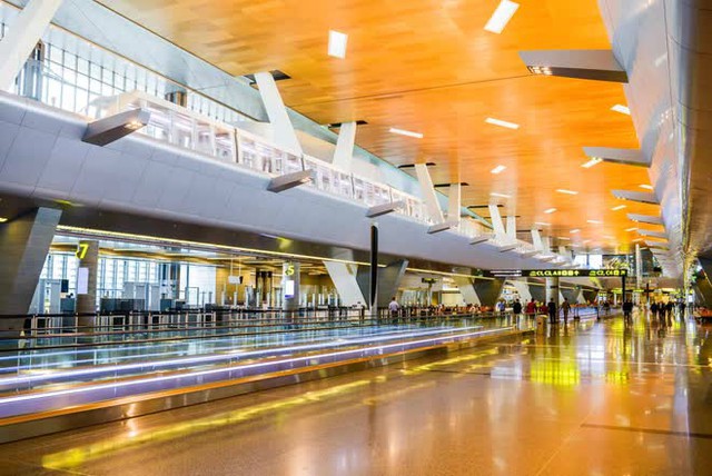 Sân bay đẳng cấp bậc nhất thế giới tại Qatar: Mang kiến trúc tương lai với không gian sang trọng gây choáng ngợp - Ảnh 5.