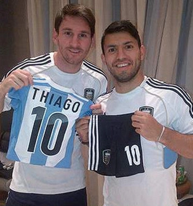 Tình bạn đáng ngưỡng mộ của Messi và Aguero: Gặp gỡ từ thời niên thiếu, cùng trải qua bi kịch và vinh quang sau gần hai thập kỷ sánh vai - Ảnh 8.