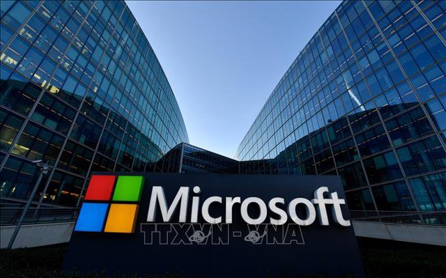 Biểu tượng Microsoft tại chi nhánh ở Issy-Les-Moulineaux, Pháp. Ảnh: AFP/TTXVN