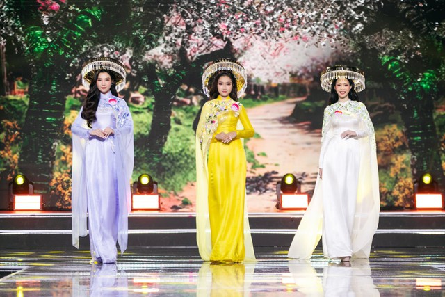 Chung kết Hoa hậu Việt Nam 2022: Chiếc vương miện danh giá thuộc về người đẹp Huỳnh Thị Thanh Thủy - Ảnh 8.