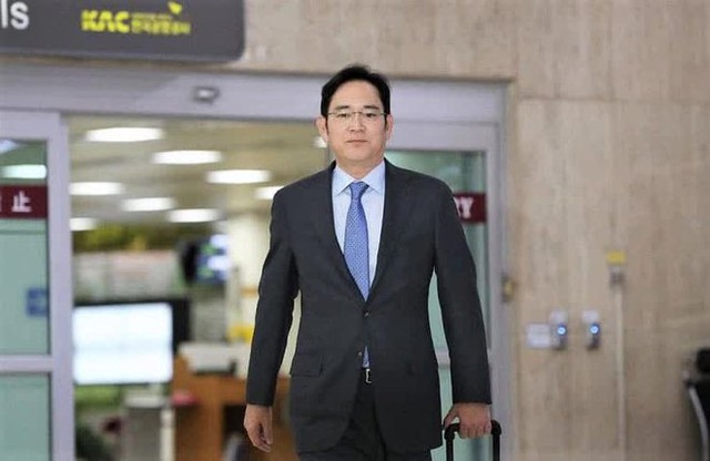 “Ông trùm” đế chế Samsung đang có mặt tại Hà Nội: Sở hữu tài sản 140 nghìn tỷ, nguyên mẫu của nam chính Cậu Út Nhà Tài Phiệt? - Ảnh 4.