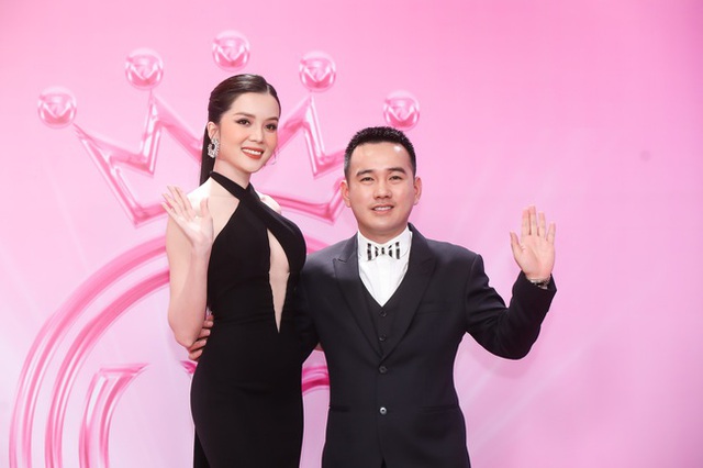  Thảm đỏ chung kết Hoa hậu Việt Nam: Đỗ Hà sang chảnh, Đoàn Thiên Ân - Lương Thùy Linh cùng dàn mỹ nhân chặt chém - Ảnh 22.