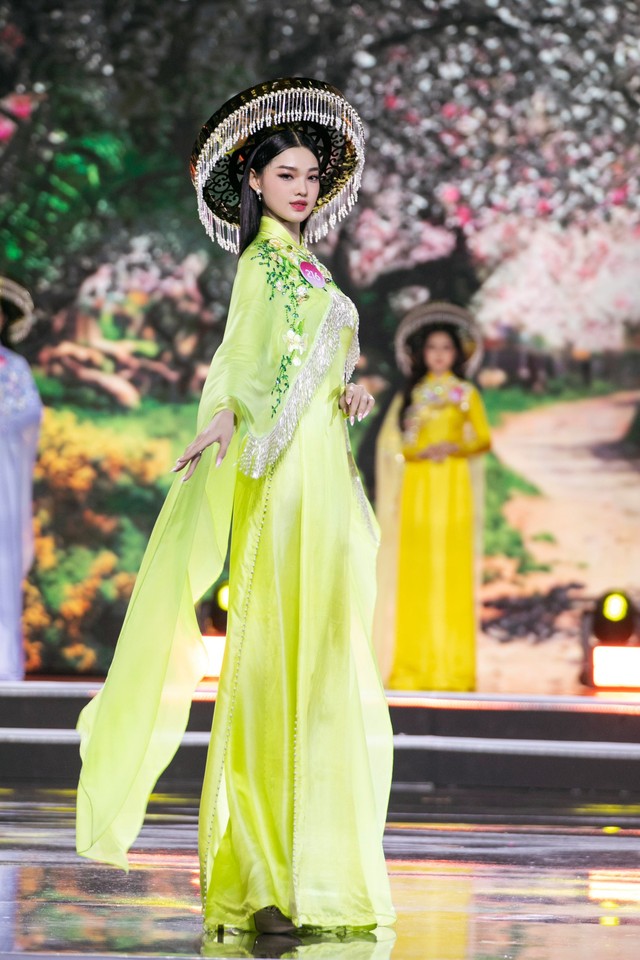 Chung kết Hoa hậu Việt Nam 2022: Chiếc vương miện danh giá thuộc về người đẹp Huỳnh Thị Thanh Thủy - Ảnh 7.