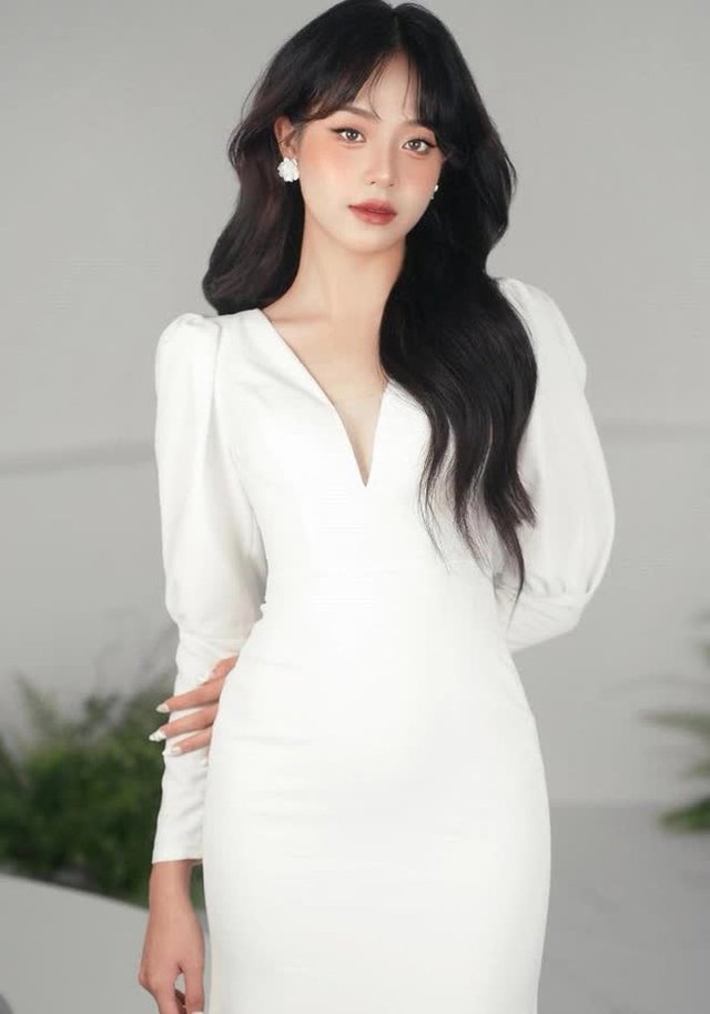 Profile khủng của Top 3 Hoa hậu Việt Nam 2022: Toàn sinh viên ĐH top đầu, có người còn biết 3 ngoại ngữ - Ảnh 3.