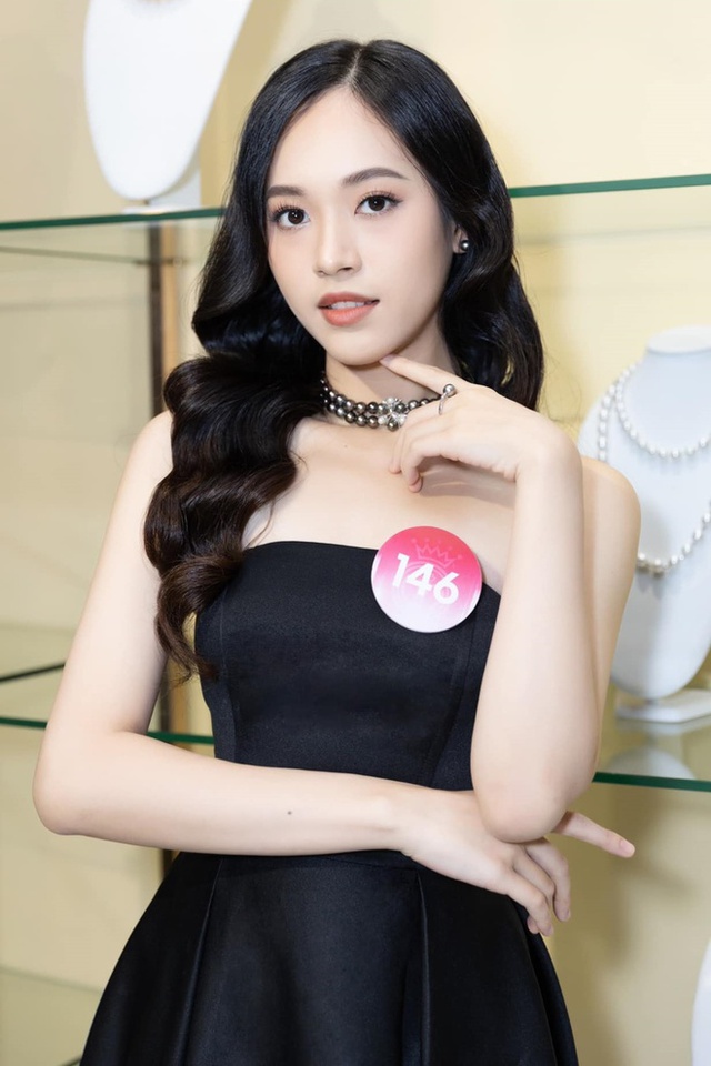 Profile khủng của Top 3 Hoa hậu Việt Nam 2022: Toàn sinh viên ĐH top đầu, có người còn biết 3 ngoại ngữ - Ảnh 7.