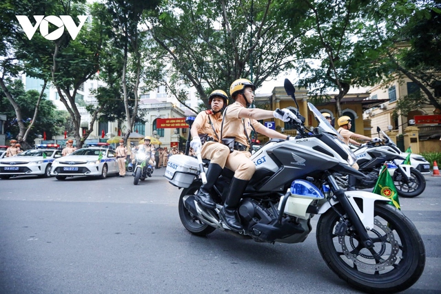 Hà Nội công bố 10 sự kiện nổi bật, kinh tế phục hồi là điểm sáng của Thủ đô năm 2022 - Ảnh 9.