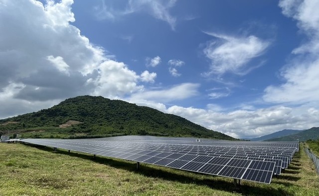 Phát lộ hàng trăm dự án điện mặt trời tại Khánh Hoà, Ninh Thuận dính sai phạm - Ảnh 1.