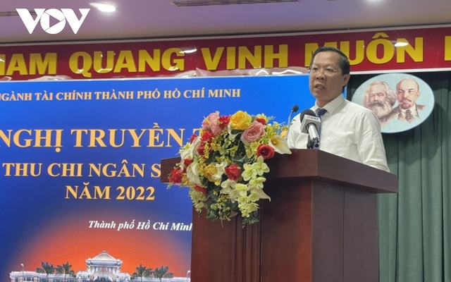 Ông Phan Văn Mãi, Chủ tịch UBND TP.HCM phát biểu tại hội nghị. (Ảnh: Lệ Hằng)