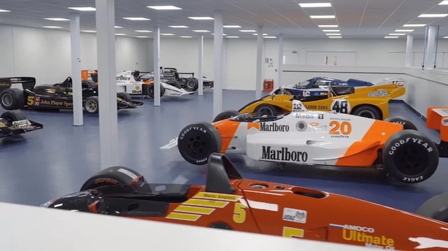Khám phá bộ sưu tập xe “đáng mơ ước” của CEO McLaren - Zak Brown - Ảnh 2.