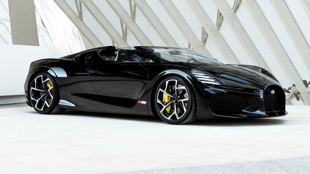 Bugatti chiều giới siêu giàu Trung Đông: 2024 giao xe nhưng nay đã trưng bày cho ngắm - Ảnh 2.