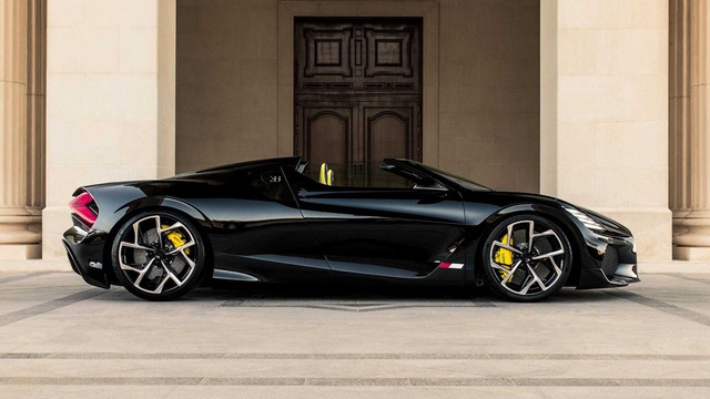Bugatti chiều giới siêu giàu Trung Đông: 2024 giao xe nhưng nay đã trưng bày cho ngắm - Ảnh 4.