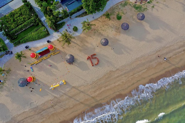 During the Lunar New Year, tourists in Ninh Thuan waters enjoy the fresh weather and enjoy the beautiful scenery without any visitors - Photo 12.