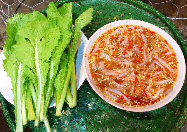 Famous raw food specialties throughout Vietnam that not everyone has the courage to try - Photo 9.