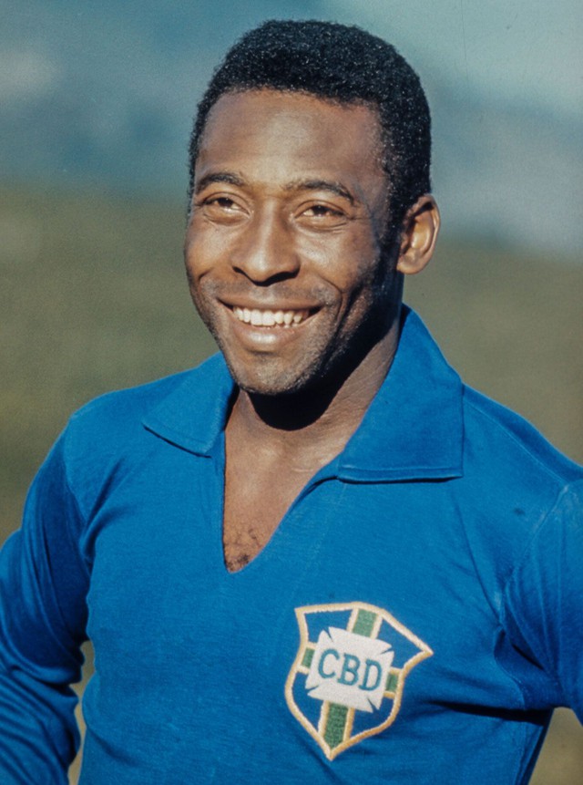 Cuộc đời thăng trầm của Vua bóng đá Pelé: Từng không mua nổi 1 quả bóng đến huyền thoại 3 lần vô địch World Cup, tuổi 82 sức khỏe suy yếu, phải chống chọi với nhiều loại bệnh - Ảnh 1.