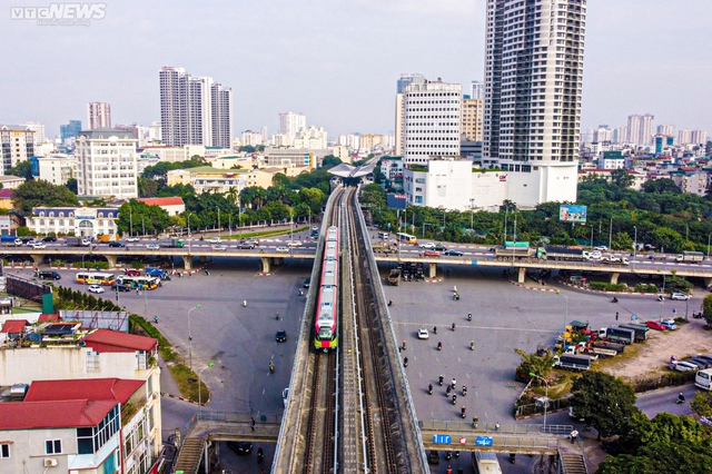 Metro Nhổn - Ga Hà Nội chạy thử nghiệm 8 đoàn tàu - Ảnh 8.