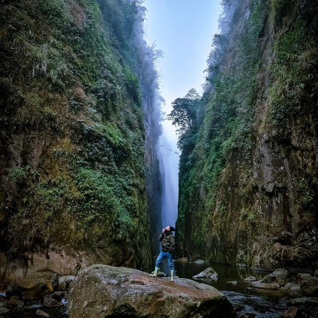 Tuyệt cảnh thác nước rồng trắng ít người biết ở Lào Cai - Ảnh 16.