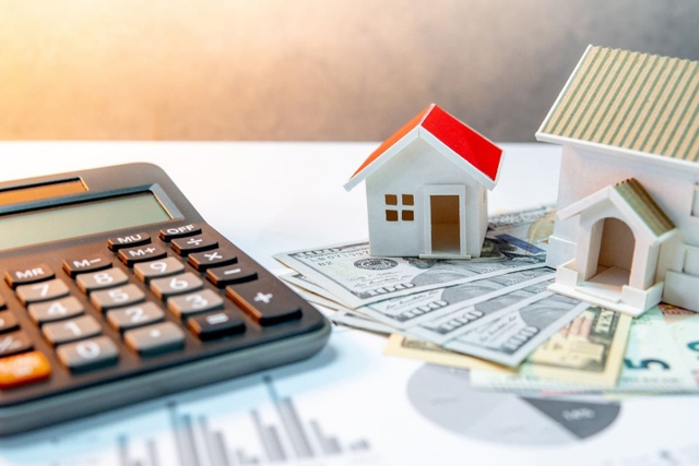 Lãi suất cho vay mua nhà tiếp tục tăng mạnh - Ảnh 1.