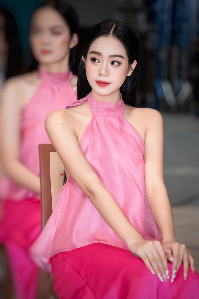 Điểm danh người đẹp sở hữu profile khủng tại Hoa hậu Việt Nam 2022: Bé Quyên gây sốt mạng xã hội vẫn phải dè chừng - Ảnh 5.
