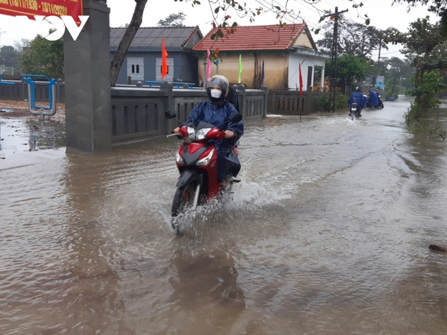 Thừa Thiên Huế: Một số vùng thấp trũng ngập lụt khi mưa lớn kéo dài - Ảnh 6.