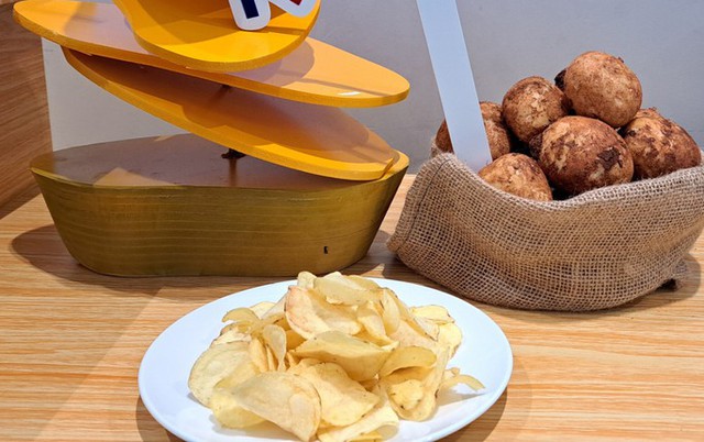 Trồng khoai tây làm snack, nông dân lãi đến 100 triệu đồng/ha - Ảnh 2.
