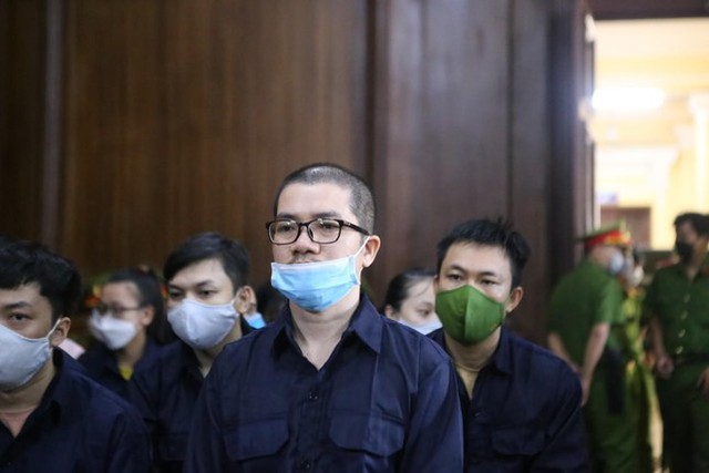 Hình ảnh ngày đầu xét xử cựu CEO Alibaba Nguyễn Thái Luyện và đồng phạm - Ảnh 13.