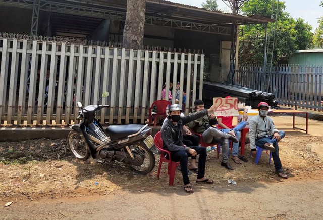 Về quê ăn Tết, nhà đầu tư dinh luôn vài héc- ta đất - Ảnh 1.