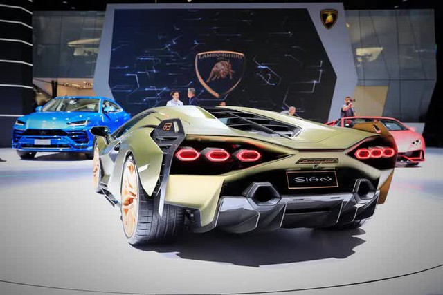 Đại gia Hoàng Kim Khánh lần đầu lên sóng cùng Koenigsegg Regera trăm tỷ, bạn thân hé lộ giấc mơ mua Lamborghini Sian mở hàng năm mới - Ảnh 13.