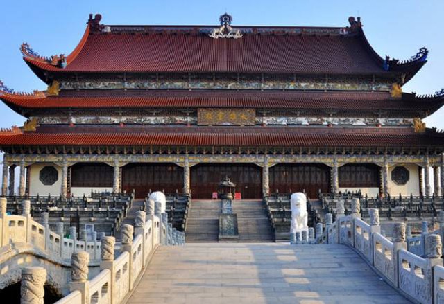  Không phải Thiếu Lâm Tự, đây mới là ngôi chùa to lớn bậc nhất Trung Quốc - Ảnh 4.