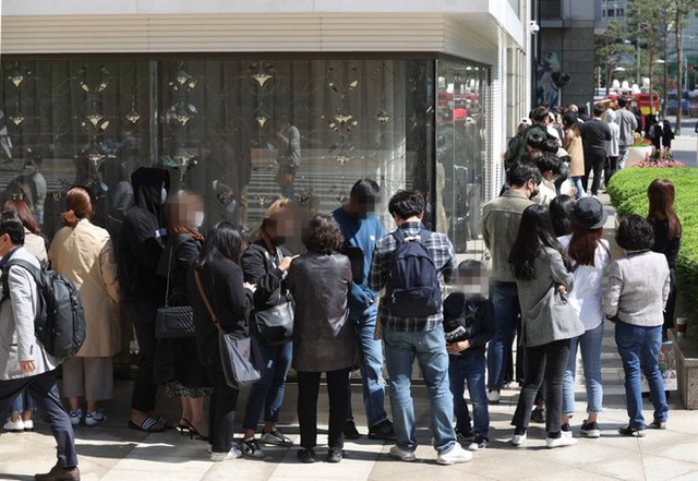  Chanel lại gắt với Hàn Quốc: Dân buôn hàng hiệu bị né như né tà - Ảnh 3.