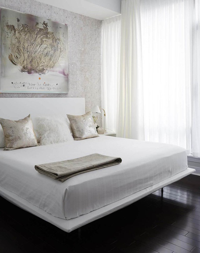 Tuy đơn giản nhưng một phòng ngủ đơn sắc trắng vẫn là niềm yêu thích của biết bao chị em - Ảnh 5.