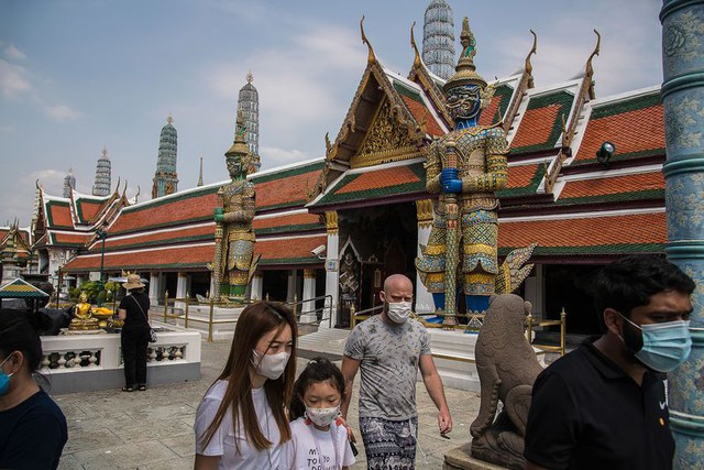 Khủng hoảng du lịch Thái Lan: Khách sẵn sàng chi nhiều tiền nhưng còn chẳng có dịch vụ mà tiêu - Ảnh 1.