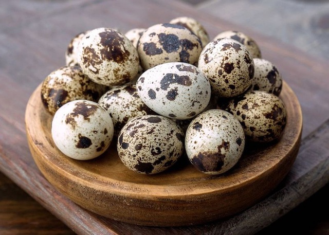 Loại trứng mà phụ nữ Nhật ưa chuộng: Bổ dưỡng gấp mấy lần trứng gà, giàu collagen nhưng có 3 nhóm người cần hạn chế ăn - Ảnh 1.