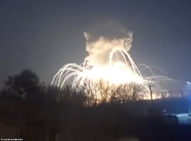 Ukraine nói Nga trút mưa tên lửa hành trình  - Ảnh 4.