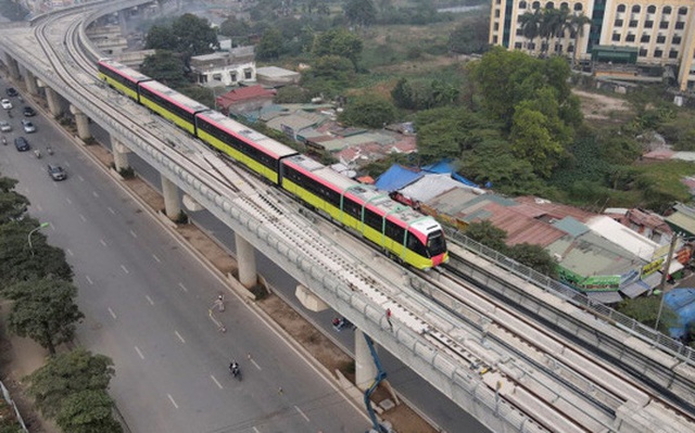 Khi nào người dân có thể đi tàu trên cao tuyến Nhổn - ga Hà Nội?