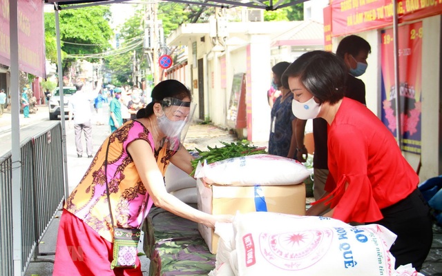 Những địa phương nào có tỷ lệ hộ nghèo 0%?