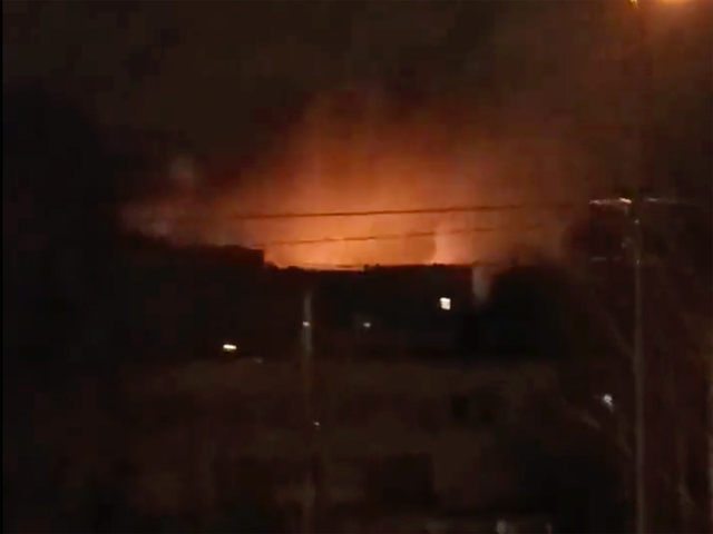CNN: Giao tranh nổ ra trên đường phố Kiev - Ảnh 1.