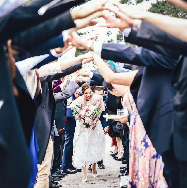 Không quyết được nơi tổ chức đám cưới, cháu gái tỷ phú Hong Kong chọn luôn 3 châu lục để thành hôn: Chi phí không được tiết lộ, sang đến mức choáng váng! - Ảnh 15.