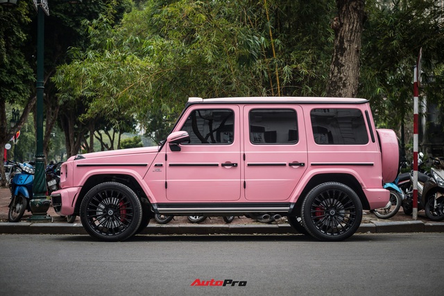 Đã chơi trội với Mercedes-AMG G 63 độ Hofele, đại gia Hà Nội còn tạo cá tính cho xe với màu hồng có một không hai - Ảnh 17.