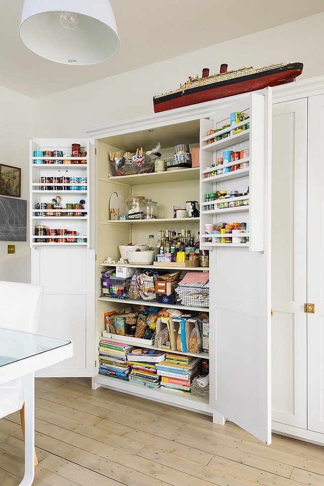 Muốn tiết kiệm không gian cho nhà bếp thì bạn hãy áp dụng ngay thiết kế tủ lưu trữ tối đa này - Ảnh 4.