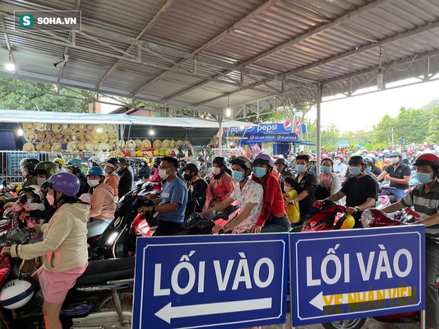 Điểm du lịch hot nhất Tây Ninh vắng lặng dù miễn phí vào cổng - Ảnh 2.