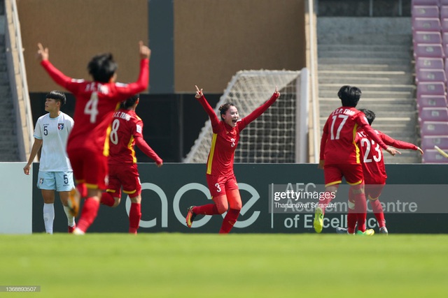  VIDEO: Chương Thị Kiều ghi bàn thắng quý như vàng giúp ĐT nữ Việt Nam chạm một tay vào vé dự World Cup 2023 - Ảnh 4.